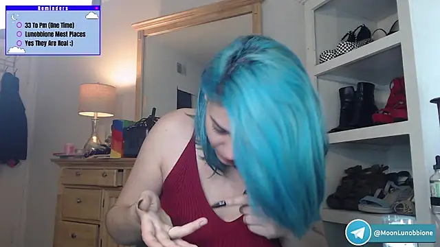 Snapshot of Lunobbione chatting on 03.31.26 Lunobbione online show from 03.31.26