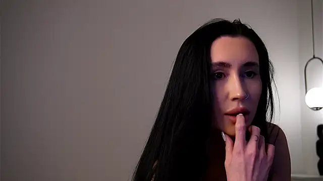 Snapshot of _iammary chatting on 02.25.25 iammary online show from 02.25.25