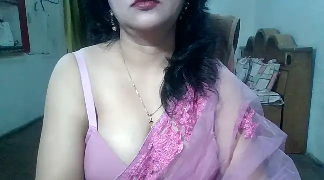 Cute Mahi22 online show from 02.17.25
