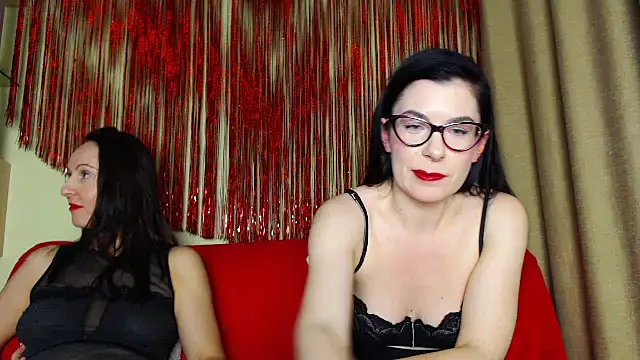 Snapshot of BDSMStars chatting on 01.03.25 BDSMStars online show from 01.03.25