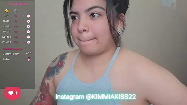 kimmiakiss22 online show from 02.15.25