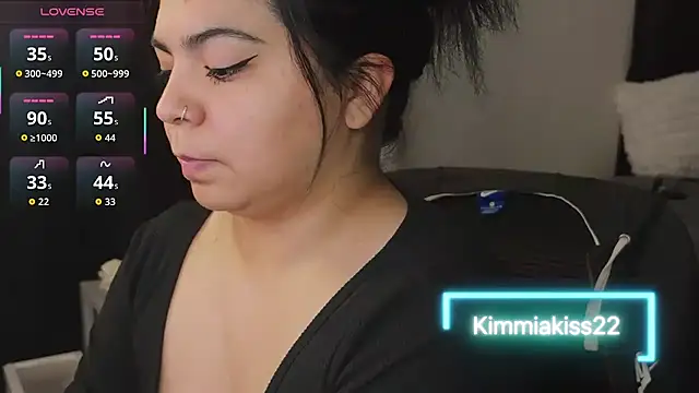 kimmiakiss22 online show from 09.19.25