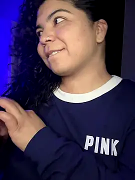 kimmiakiss22 online show from 10.24.25