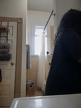 kimmiakiss22 online show from 12.02.25