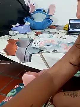 Hot bunny2024 online show from 09.29.25