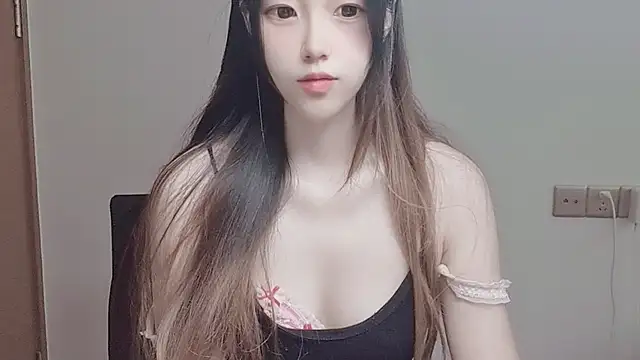 VaerySaenz online show from 11.10.25