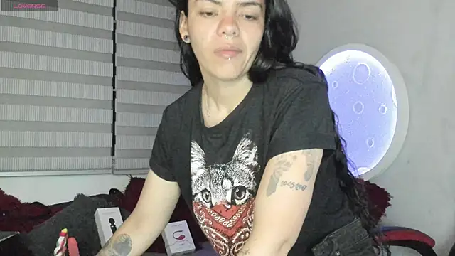 Snapshot of natasha_logan_ chatting on 06.23.26 natasha logan online show from 06.23.26