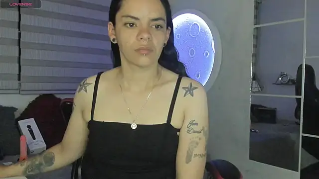 Snapshot of natasha_logan_ chatting on 07.07.26 natasha logan online show from 07.07.26