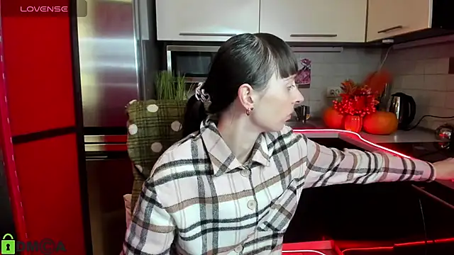 TayanaJons online show from 10.03.25