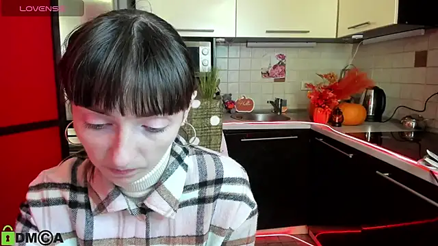 TayanaJons online show from 11.19.25