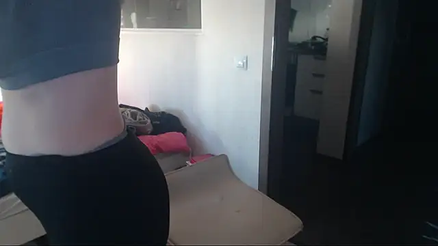 amanda kiss kiss online show from 10.18.25