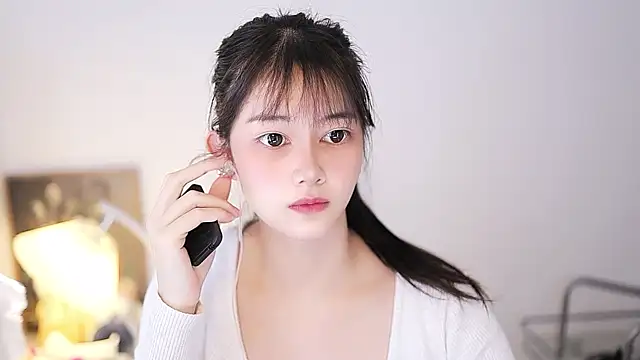 Snapshot of Judy520 chatting on 02.19.25 Judy520 online show from 02.19.25