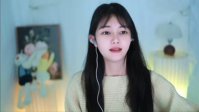 Snapshot of Judy520 chatting on 02.22.25 Judy520 online show from 02.22.25