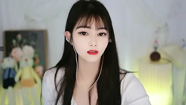 Snapshot of Judy520 chatting on 02.25.25 Judy520 online show from 02.25.25