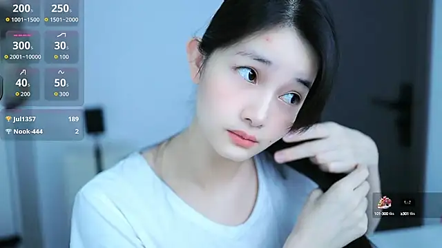 Snapshot of Judy520 chatting on 09.15.25 Judy520 online show from 09.15.25