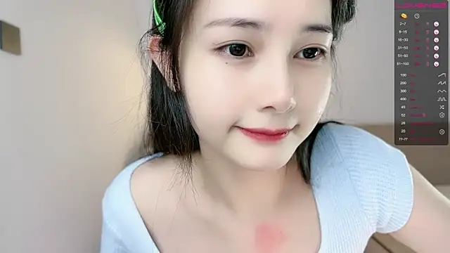 Snapshot of Judy520 chatting on 10.02.25 Judy520 online show from 10.02.25