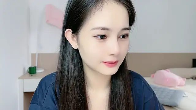 Snapshot of Judy520 chatting on 10.18.25 Judy520 online show from 10.18.25