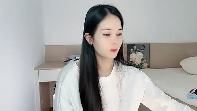 Snapshot of Judy520 chatting on 10.27.25 Judy520 online show from 10.27.25