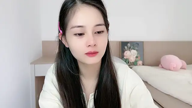 Snapshot of Judy520 chatting on 10.28.25 Judy520 online show from 10.28.25