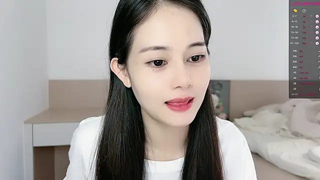 Snapshot of Judy520 chatting on 11.06.25 Judy520 online show from 11.06.25