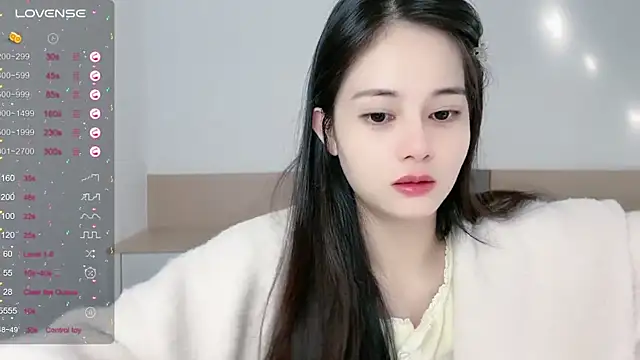 Snapshot of Judy520 chatting on 11.29.25 Judy520 online show from 11.29.25