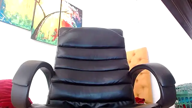 Snapshot of christian_colombian1 chatting on 12.07.24 christian colombian1 online show from 12.07.24