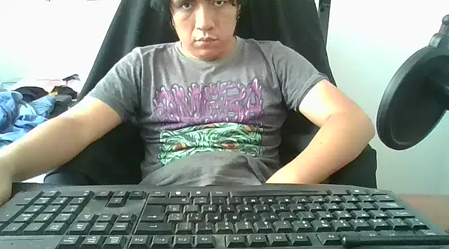 gianfranco1230 online show from 02.18.25