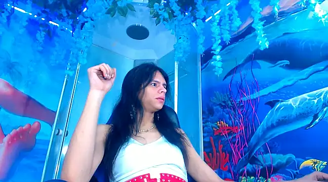 alessa brown74 online show from 01.20.25