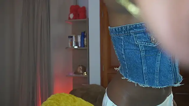 Snapshot of astreaharmonia chatting on 11.09.25 astreaharmonia online show from 11.09.25