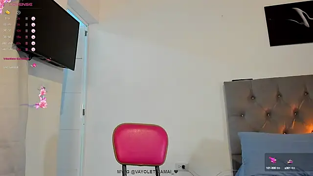 Snapshot of CHAYBLACK chatting on 02.17.25 CHAYBLACK online show from 02.17.25