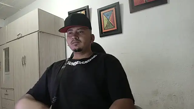Snapshot of myke_andrade chatting on 09.24.25 myke andrade online show from 09.24.25