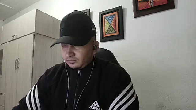 Snapshot of myke_andrade chatting on 09.26.25 myke andrade online show from 09.26.25