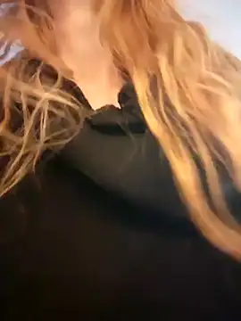 GoldenFlameGoddess online show from 02.07.25