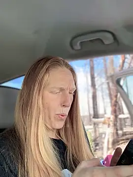 GoldenFlameGoddess online show from 03.20.26