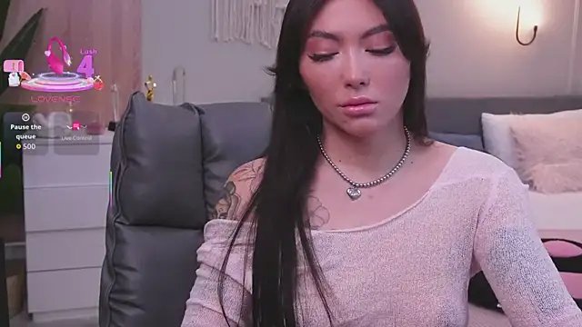 Snapshot of Molly_Jons chatting on 12.03.25 Molly Jons online show from 12.03.25