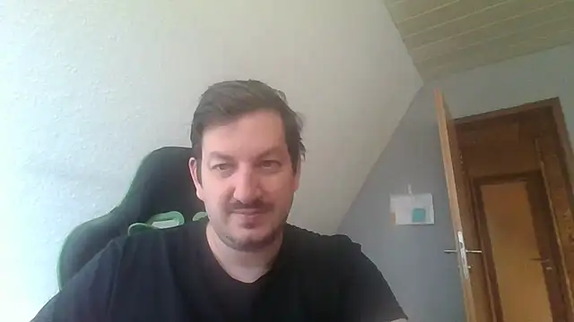 Snapshot of Golffahrer1982 chatting on 10.16.25 Golffahrer1982 online show from 10.16.25