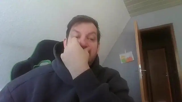 Snapshot of Golffahrer1982 chatting on 02.03.26 Golffahrer1982 online show from 02.03.26