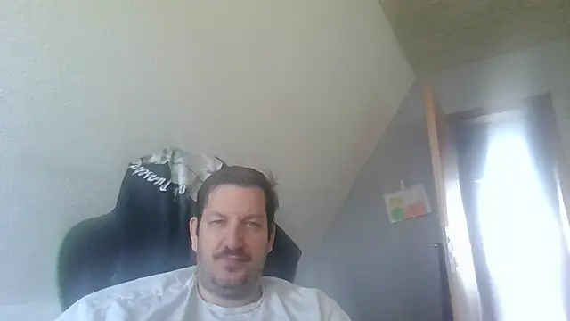 Snapshot of Golffahrer1982 chatting on 02.20.26 Golffahrer1982 online show from 02.20.26