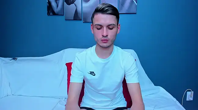 Snapshot of andboyfor6 chatting on 02.06.25 andboyfor6 online show from 02.06.25