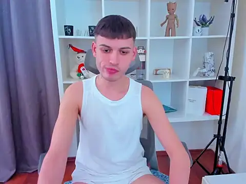 andboyfor6 online show from 04.20.26