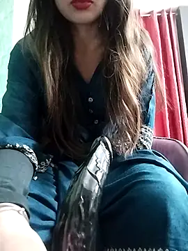 Noor Darliing online show from 12.16.25