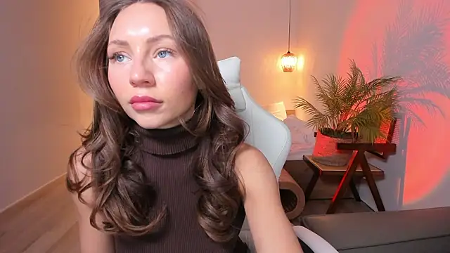 LilyRaisa online show from 02.09.26