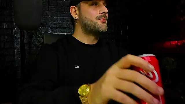 Snapshot of LexXHardy chatting on 11.27.25 LexXHardy online show from 11.27.25