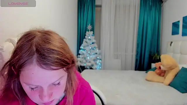 Snapshot of Kathlyn__Heath chatting on 12.30.24 Kathlyn Heath online show from 12.30.24
