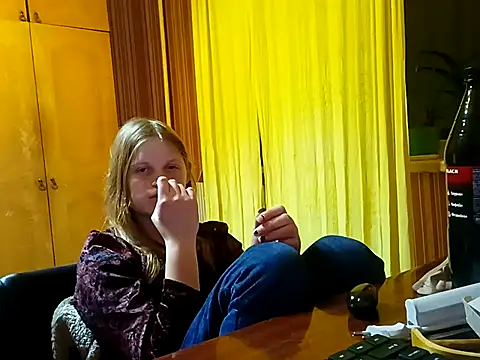 Snapshot of Kathlyn__Heath chatting on 03.05.25 Kathlyn Heath online show from 03.05.25