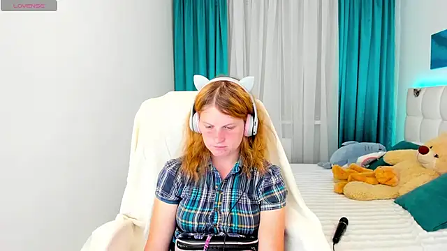 Snapshot of Kathlyn__Heath chatting on 09.13.25 Kathlyn Heath online show from 09.13.25