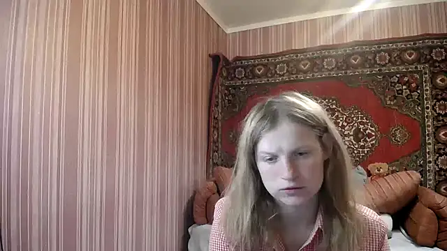 Snapshot of Kathlyn__Heath chatting on 09.16.25 Kathlyn Heath online show from 09.16.25