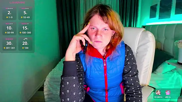 Snapshot of Kathlyn__Heath chatting on 10.11.25 Kathlyn Heath online show from 10.11.25