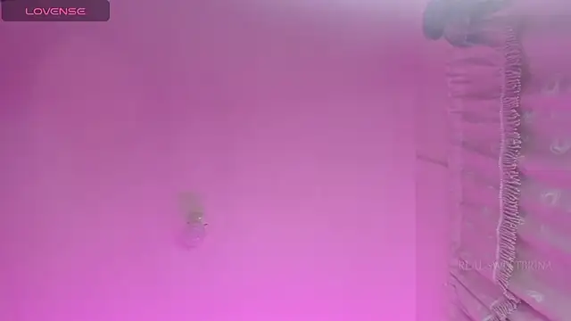 Snapshot of stephany_doll_ chatting on 12.23.24 stephany doll online show from 12.23.24