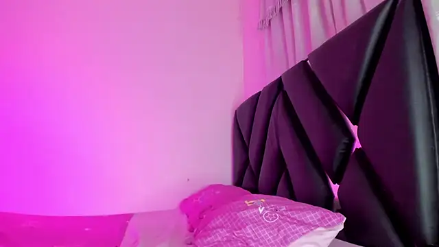 stephany doll  online show from 03.29.26